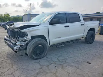 2016 Toyota Tundra 5TFEM5F15GX101477