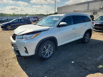 2019 Toyota Highlander 5TDJZRFH2KS595476