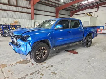 2016 Toyota Tacoma 5TFAZ5CN3GX012451