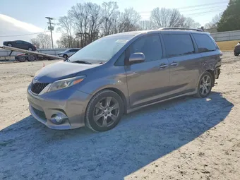2017 Toyota Sienna 5TDXZ3DC1HS804181