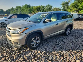 2015 Toyota Highlander 5TDKKRFH2FS054457