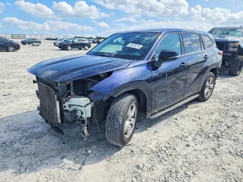 2022 Toyota Highlander 5TDZZRAH4NS545256