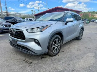 2020 Toyota Highlander 5TDGZRAH2LS502152