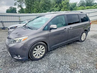 2016 Toyota Sienna 5TDYK3DC6GS722938