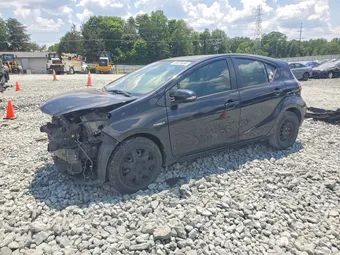2016 Toyota Prius C JTDKDTB32G1134230