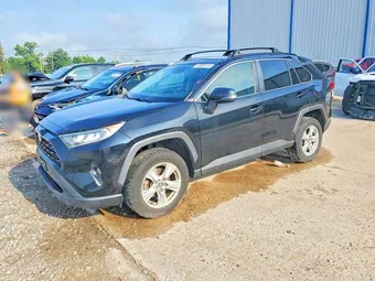 2019 Toyota RAV4 2T3P1RFV1KW047975