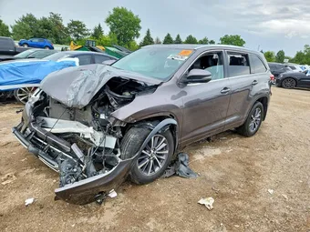 2018 Toyota Highlander 5TDJZRFHXJS854925