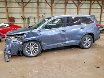 2017 Toyota Highlander 5TDJZRFH1HS514377