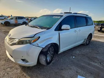 2015 Toyota Sienna 5TDYK3DC1FS596180