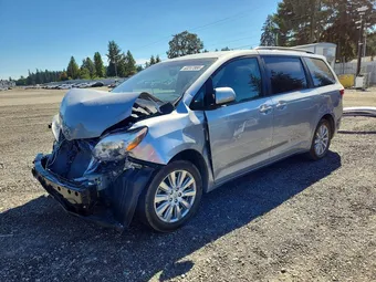 2017 Toyota Sienna 5TDJZ3DC6HS182179