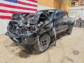 2016 Toyota Tacoma 5TFCZ5AN4GX018660