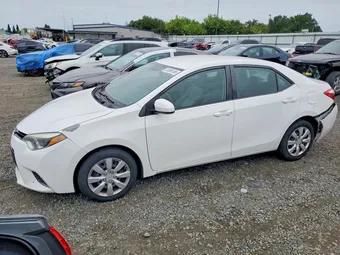 2015 Toyota Corolla 5YFBURHE4FP312550