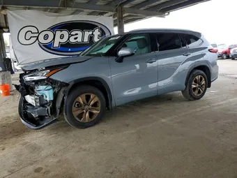 2022 Toyota Highlander 5TDABRCH3NS552309