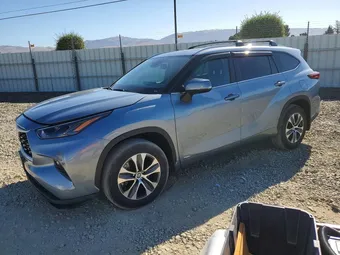 2023 Toyota Highlander 5TDKBRCH3PS597578
