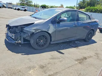 2016 Toyota Prius JTDKARFUXG3006241