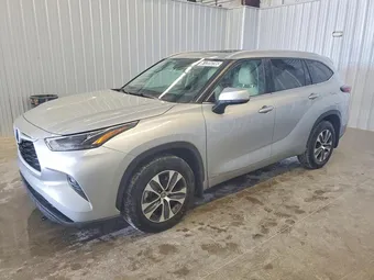 2024 Toyota Highlander 5TDKBRCH3RS637712