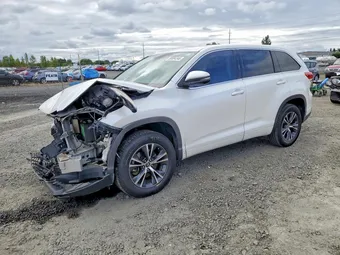 2017 Toyota Highlander 5TDZZRFH4HS200192