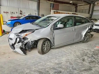 2017 Toyota Prius JTDKBRFU8H3035655