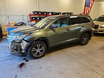 2019 Toyota Highlander 5TDBZRFH6KS991849
