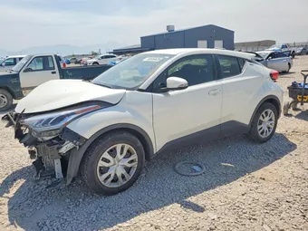 2021 Toyota C-HR JTNKHMBX0M1106818
