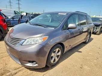 2015 Toyota Sienna 5TDKK3DCXFS613015