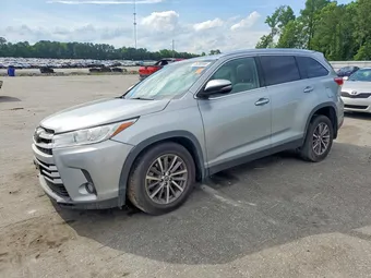 2019 Toyota Highlander 5TDJZRFH5KS959728