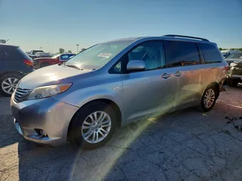 2016 Toyota Sienna 5TDYK3DC0GS761329