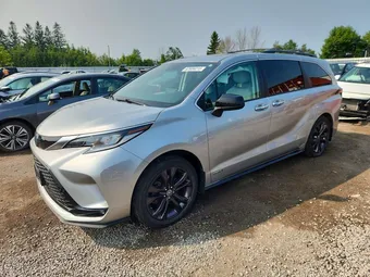 2021 Toyota Sienna 5TDGRKEC7MS051923