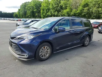 2021 Toyota Sienna 5TDJRKEC7MS016207