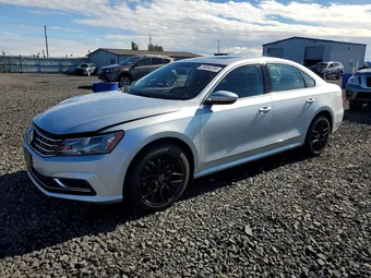 2017 Volkswagen Passat 1VWBT7A35HC046318