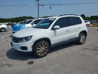 2017 Volkswagen Tiguan WVGAV7AX0HK045266