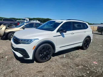 2022 Volkswagen Tiguan 3VV8B7AX9NM057840