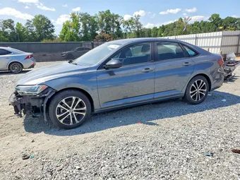 2023 Volkswagen Jetta 3VWBM7BU6PM051917