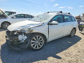 2017 Volkswagen Golf SportWagen 3VWC17AU8HM514219