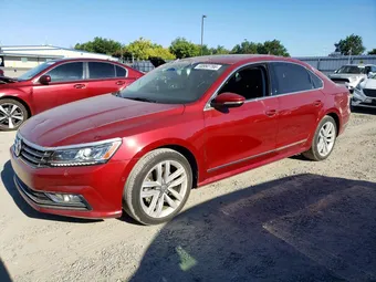 2017 Volkswagen Passat 1VWCT7A36HC064265