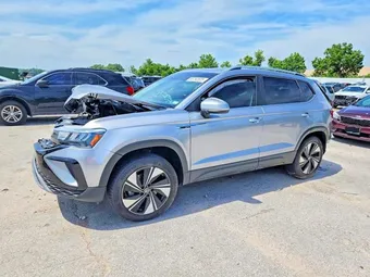 2024 Volkswagen Taos 3VVVX7B2XRM033883