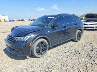 2023 Volkswagen Tiguan 3VVCB7AX9PM035012