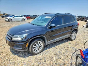 2017 Volkswagen Tiguan WVGBV7AX0HK054845