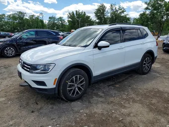 2020 Volkswagen Tiguan 3VV2B7AX3LM071638