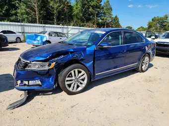 2017 Volkswagen Passat 1VWGT7A33HC030804