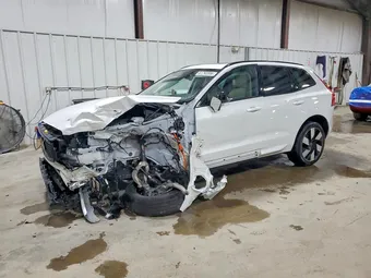 2025 Volvo XC60 YV4H60RC2S1109360