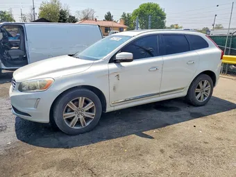 2016 Volvo XC60 YV4612RK7G2796359