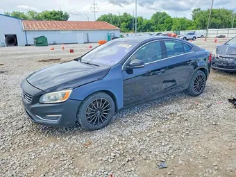 2015 Volvo S60 YV1612TK9F2354154