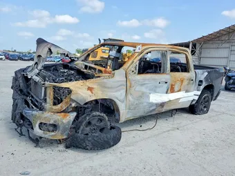 2025 Ram 1500 1C6SRFGP9SN677937