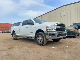 2019 Ram 2500 3C6UR5JJ3KG562170