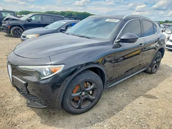 2019 Alfa Romeo ZASPAKAN4K7C70562