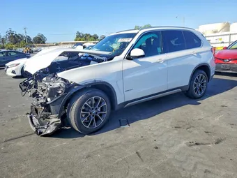 2018 BMW X5 5UXKR2C57J0X09736