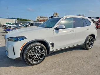 2026 BMW X5 5UX13EU00T9025529
