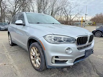 2016 BMW X5 5UXKR2C59GOR69371