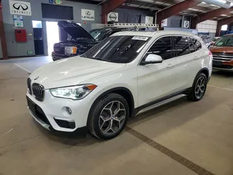 2018 BMW X1 WBXHU7C37J5L09073